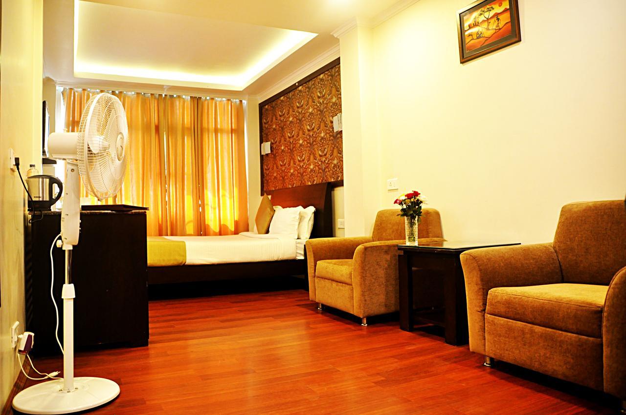 Hotel Sher-E-Punjab & Spa Ґанґток Екстер'єр фото