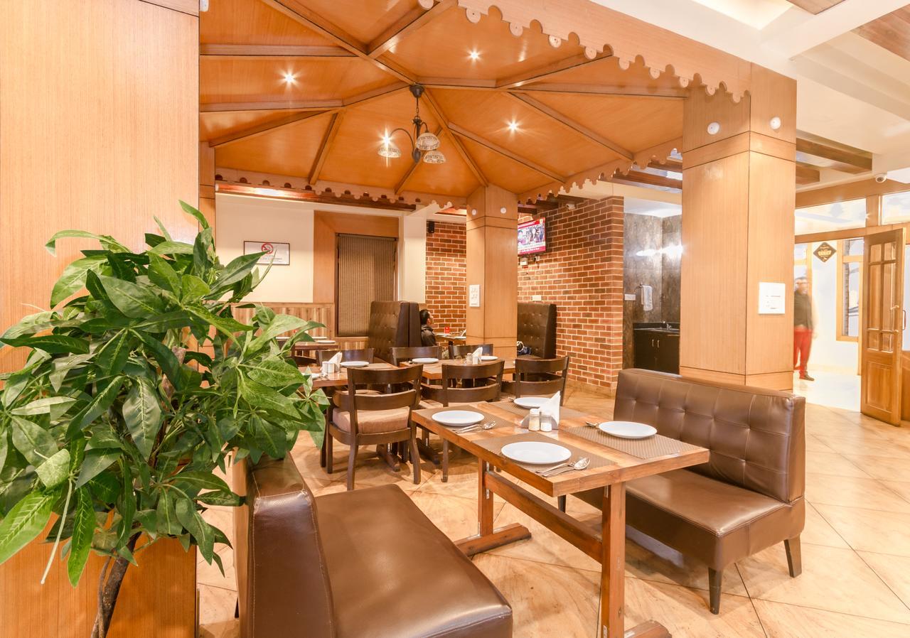 Hotel Sher-E-Punjab & Spa Ґанґток Екстер'єр фото