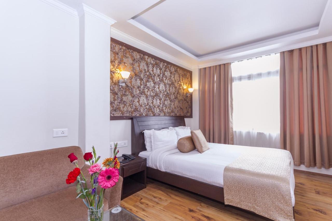 Hotel Sher-E-Punjab & Spa Ґанґток Екстер'єр фото